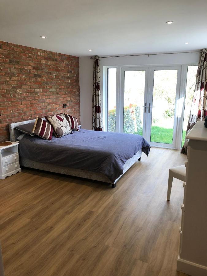 Lower Farm Lodge Stowmarket Extérieur photo